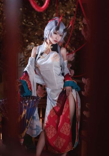 欧美女歌星短发_4K影视在线观看